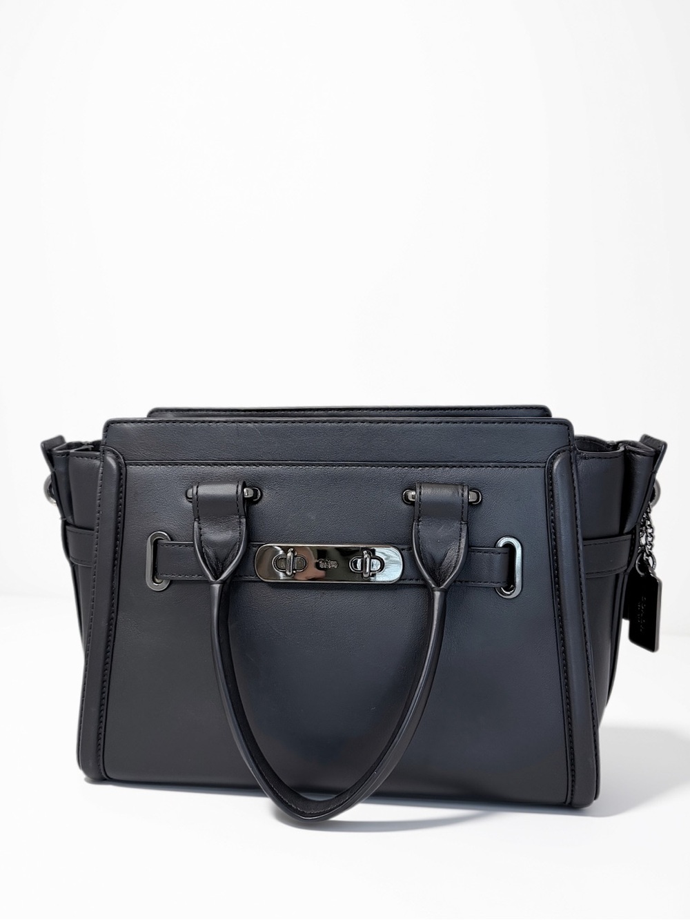 Coach Swagger 27 Glove Tanned Leather Satchel Bag Black 55496